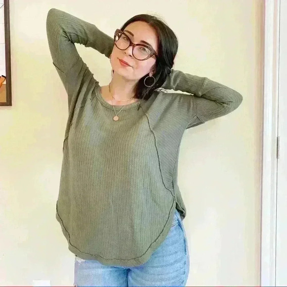 Olive long sleeve waffle knit top - Picture 2 of 4
